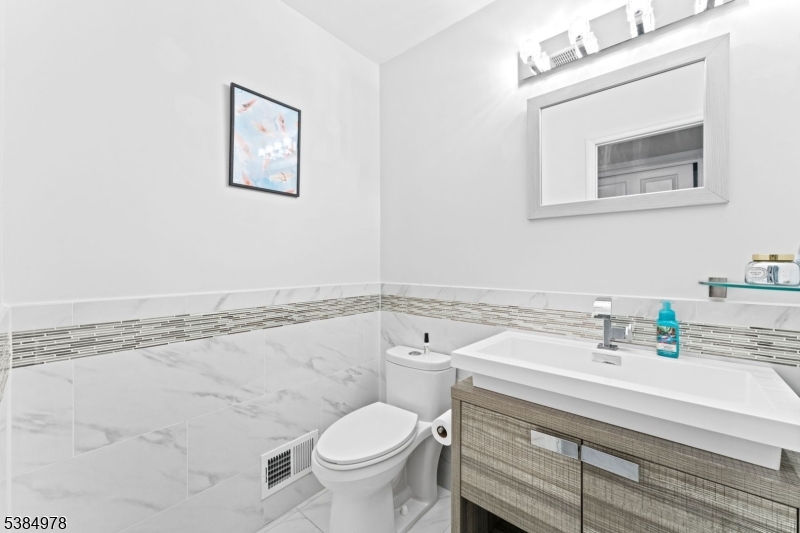 Mountain Ridge - Residential