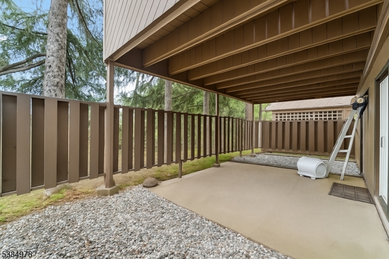 Mountain Ridge - Residential