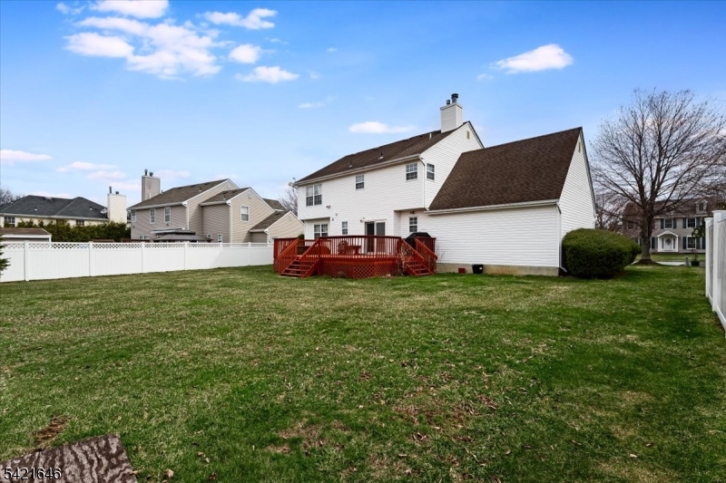 FLANDERS CROSSING - Residential