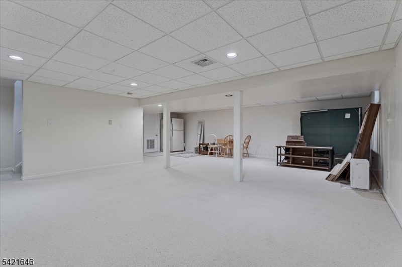 FLANDERS CROSSING - Residential