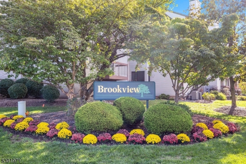Brookview - Residential