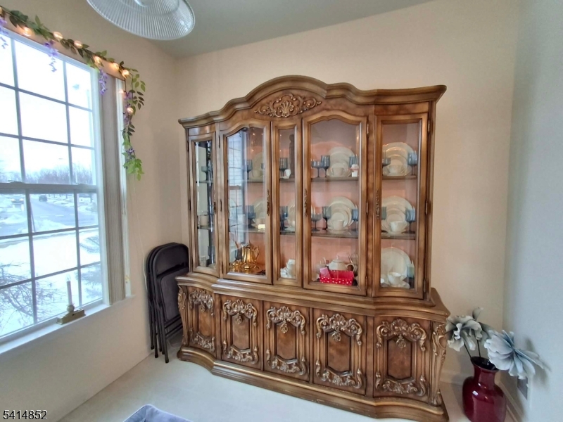 Spinnaker Pointe - Residential