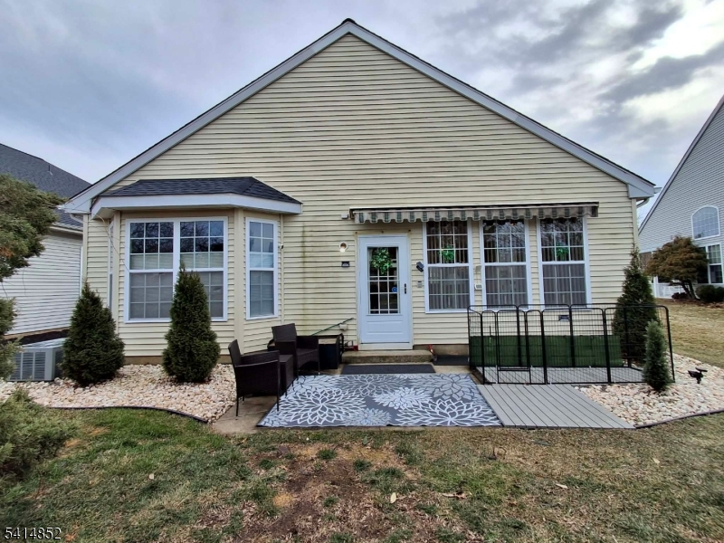 Spinnaker Pointe - Residential