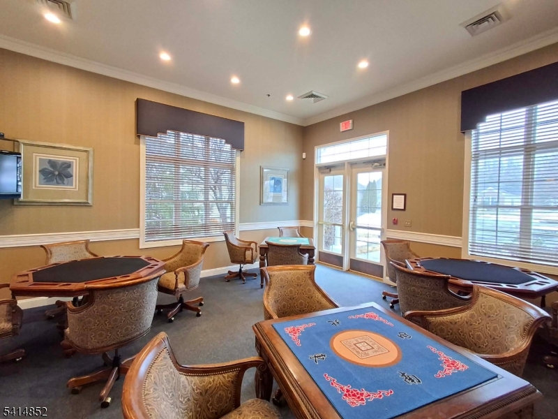 Spinnaker Pointe - Residential