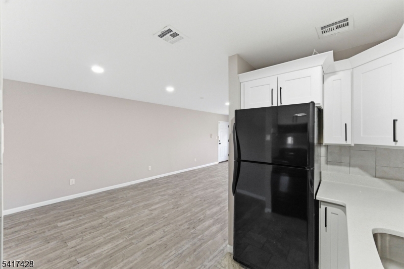 Jonathan Commons - Residential