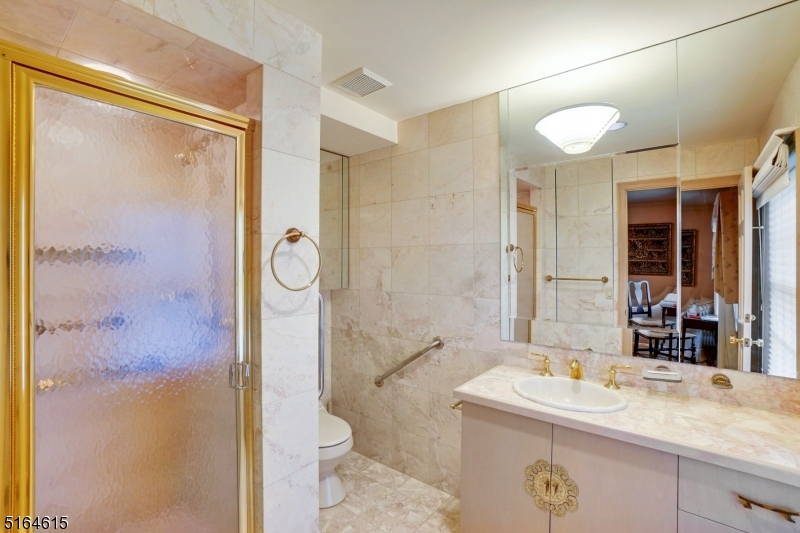 NORTHSIDE - Residential