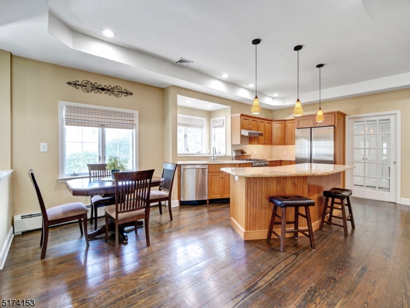 LAKE ROGERENE - Residential