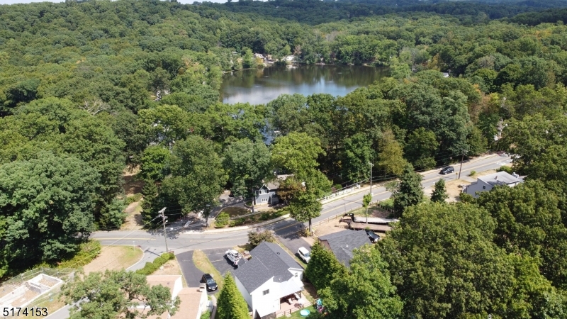 LAKE ROGERENE - Residential