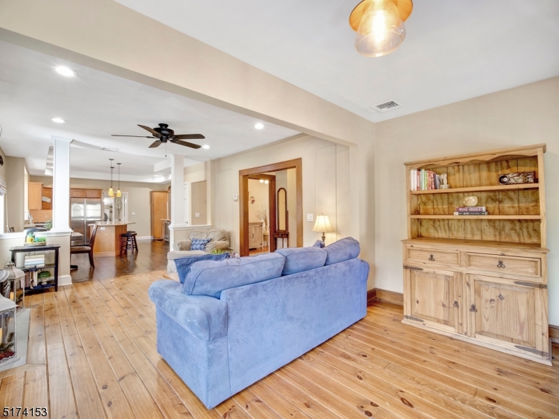 LAKE ROGERENE - Residential