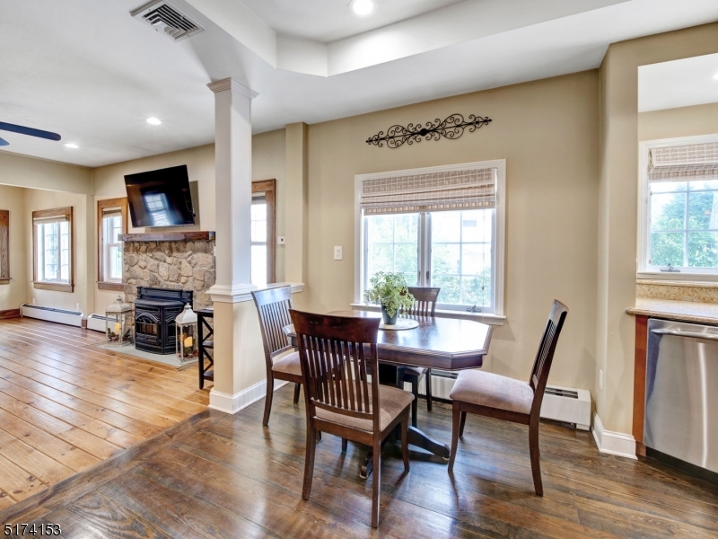 LAKE ROGERENE - Residential