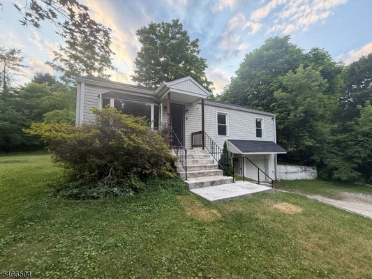 6 STICKLES POND RD, NEWTON, NJ 07860 - Image 79b8f9fab4e15a5cbb452a37cbc6a3d7/3144694629