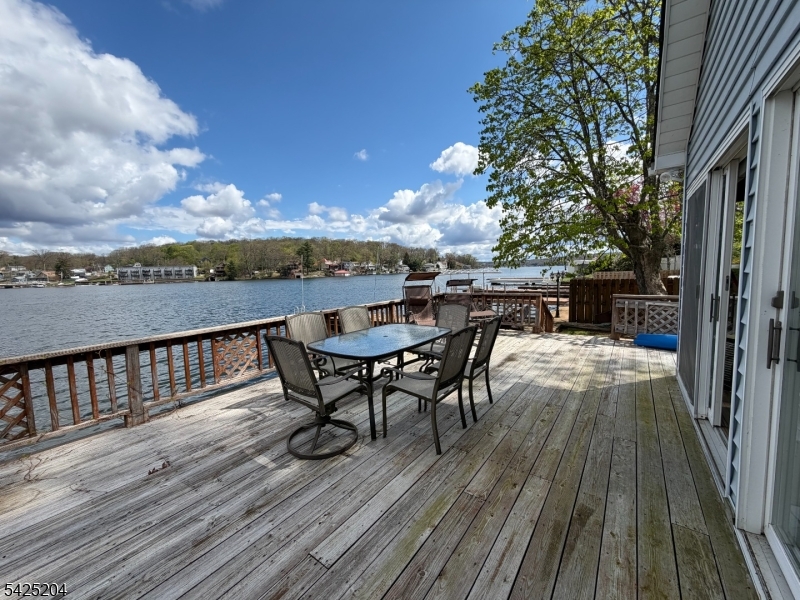 River Styx Main Lake - Residential