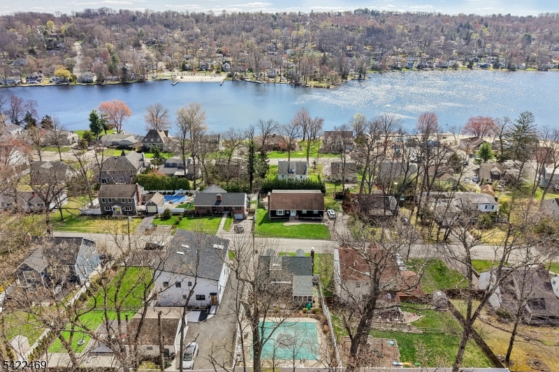 Packanack Lake - Residential