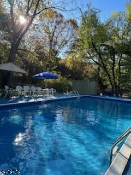 Lawren Brook Manor - Residential