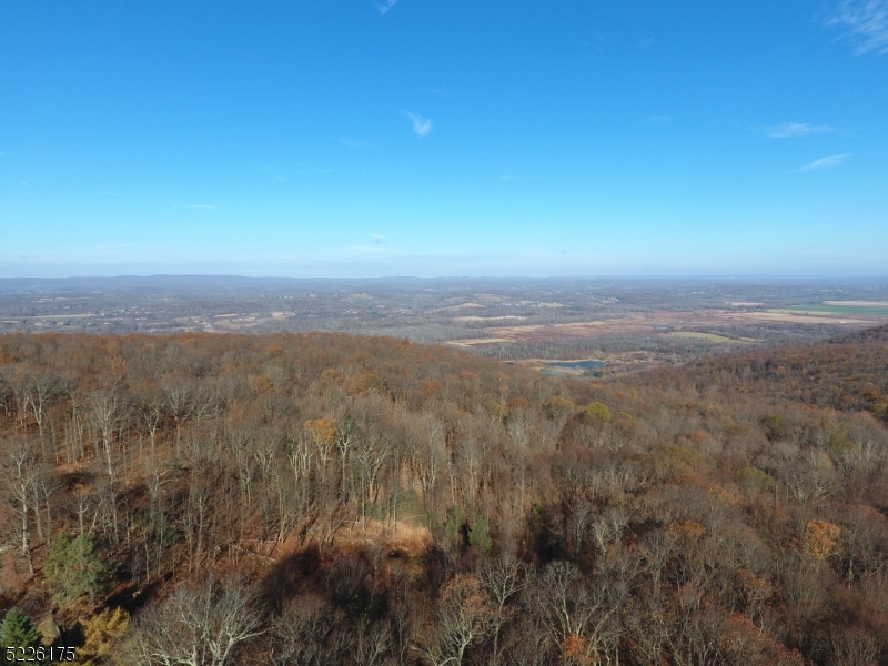 Lake Panorama - Land