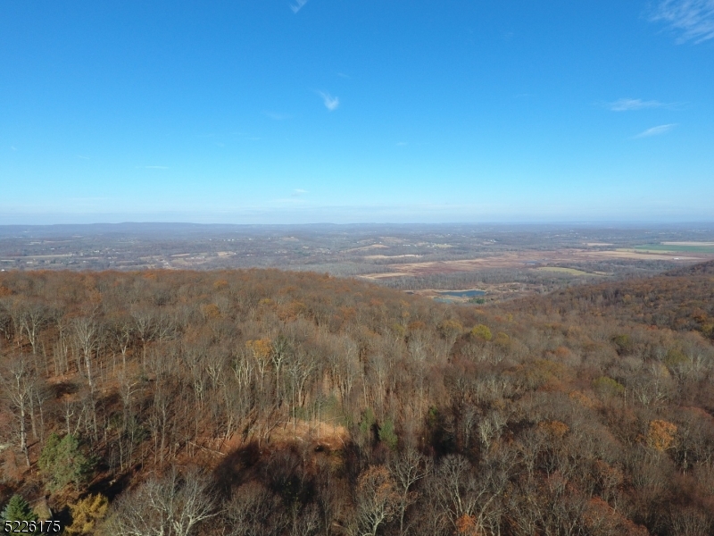 Lake Panorama - Land