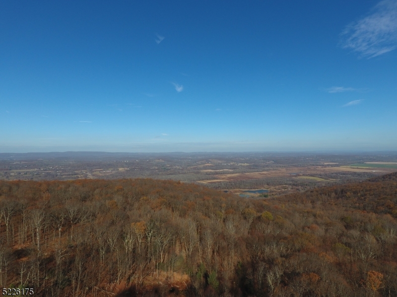 Lake Panorama - Land