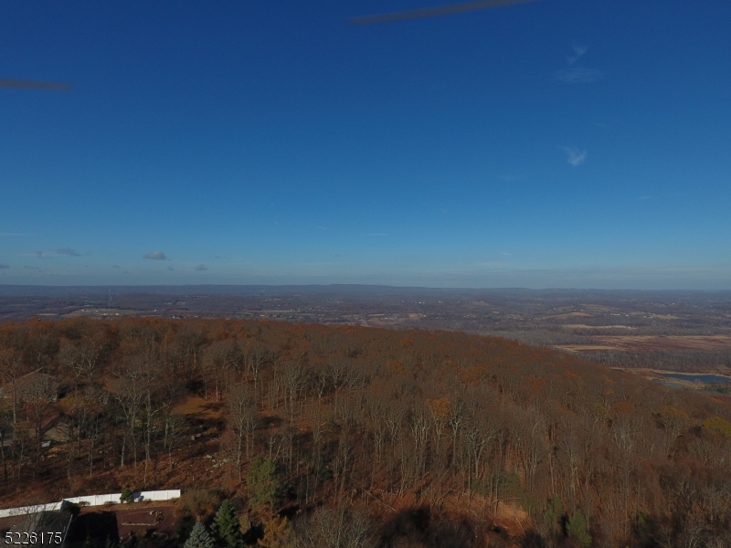 Lake Panorama - Land