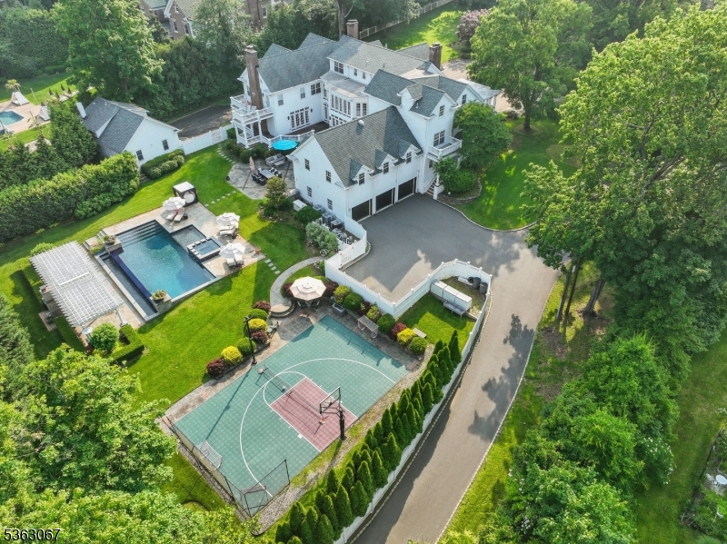 Llewellyn Park - Residential