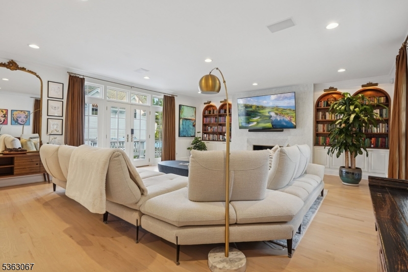 Llewellyn Park - Residential