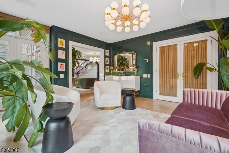 Llewellyn Park - Residential