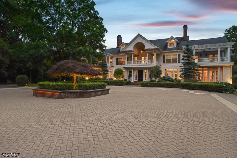 Llewellyn Park - Residential