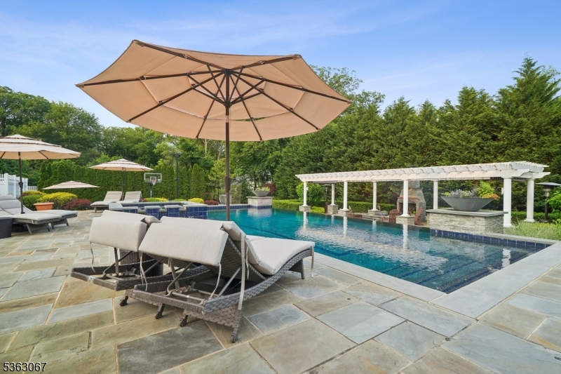 Llewellyn Park - Residential