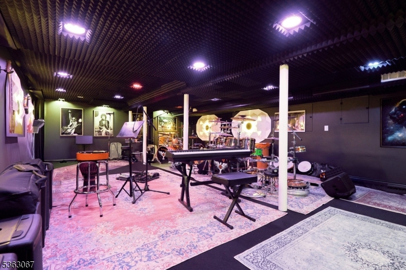 Llewellyn Park - Residential