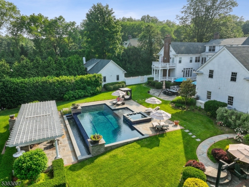 Llewellyn Park - Residential