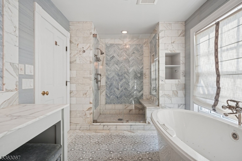 Llewellyn Park - Residential