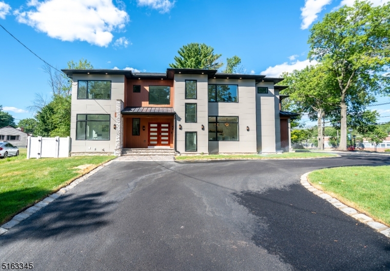 Broadlawn - Residential