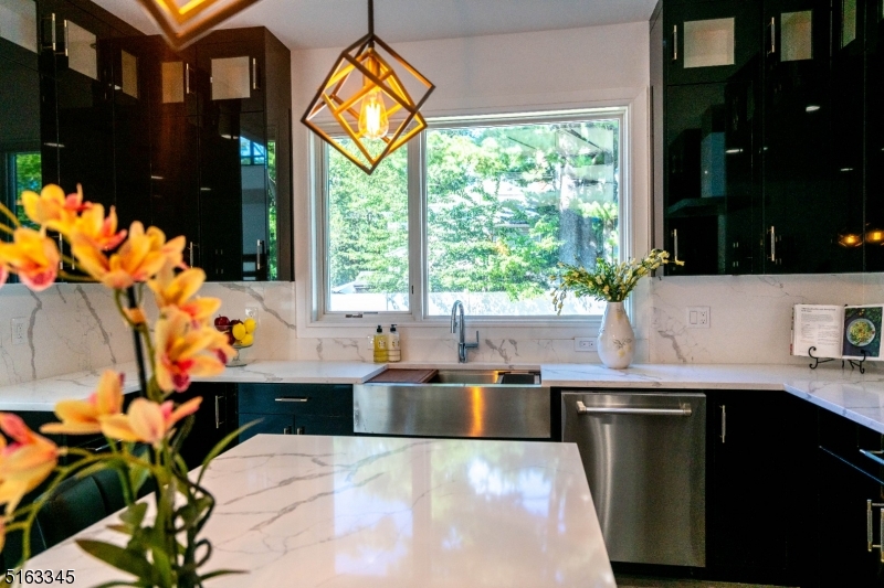 Broadlawn - Residential