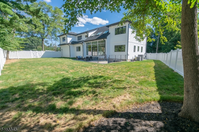 Broadlawn - Residential