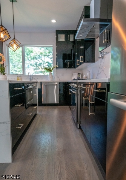 Broadlawn - Residential