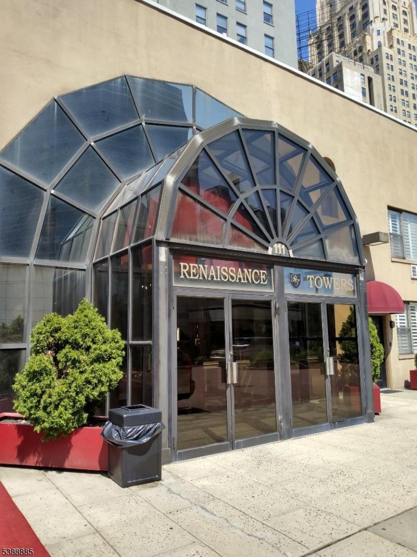 Renaissance Building - Residential