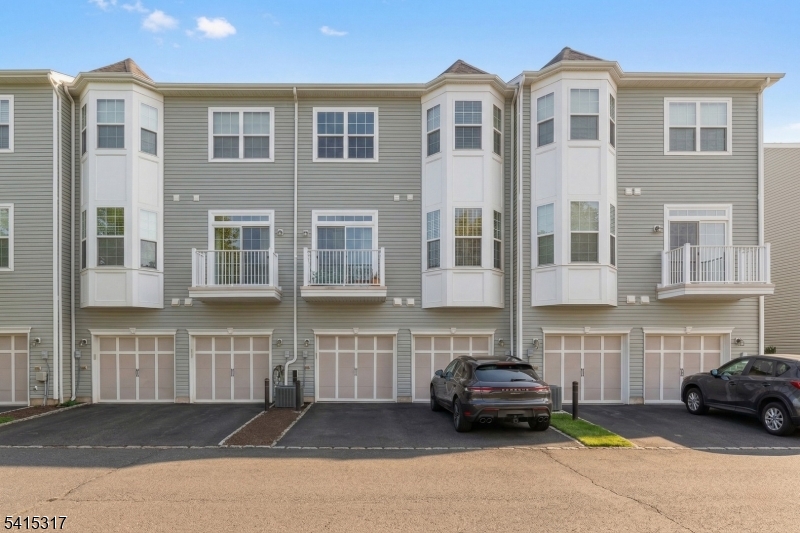 Liberty Square - Residential