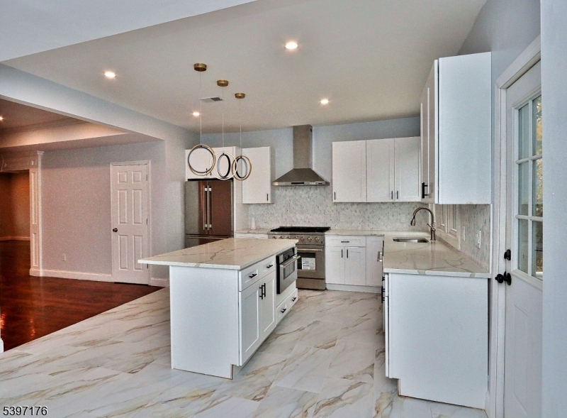 Seven Oaks - Residential