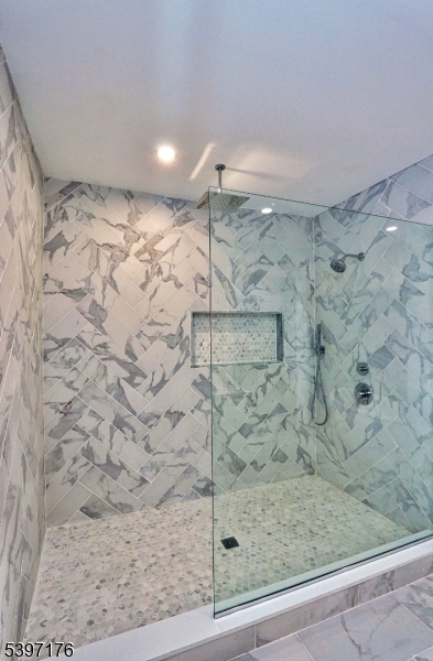 Seven Oaks - Residential