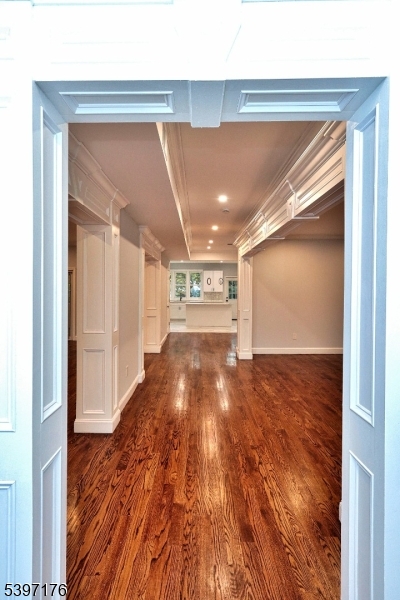 Seven Oaks - Residential