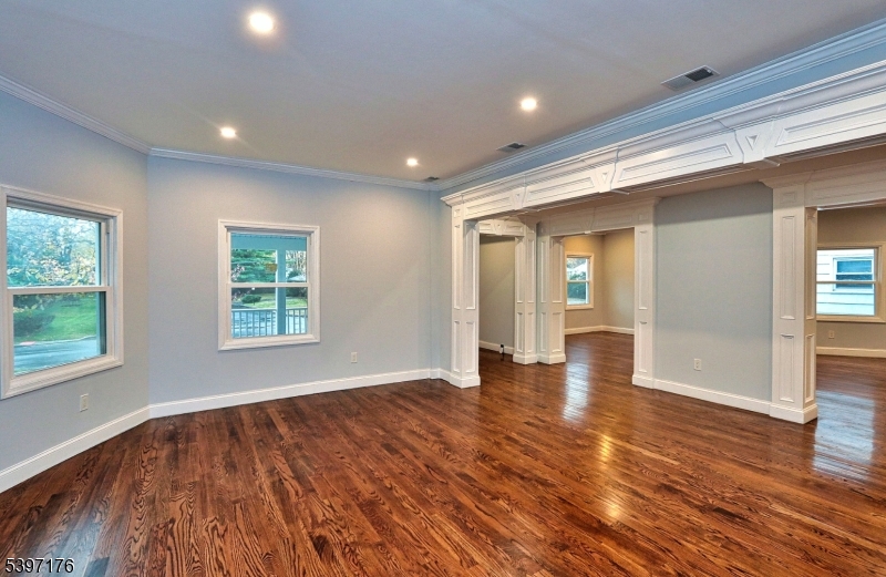 Seven Oaks - Residential