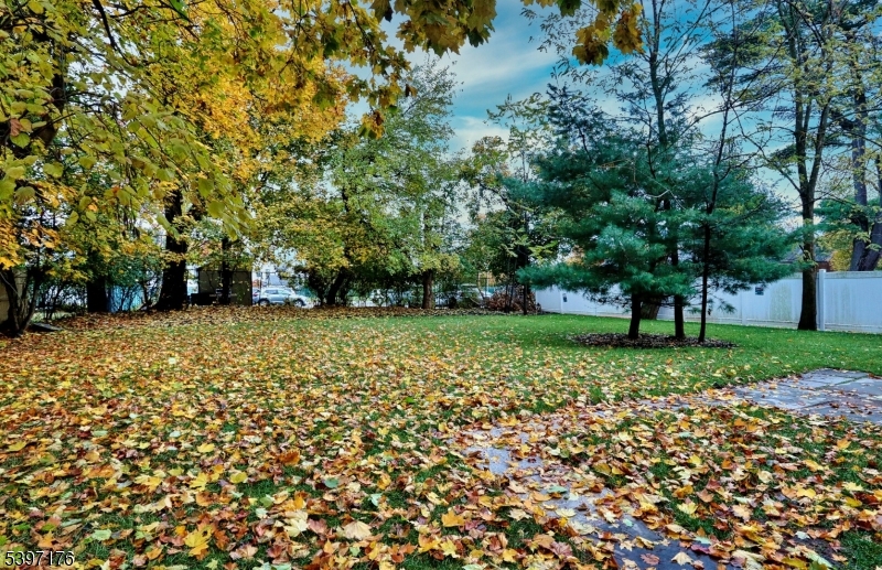 Seven Oaks - Residential