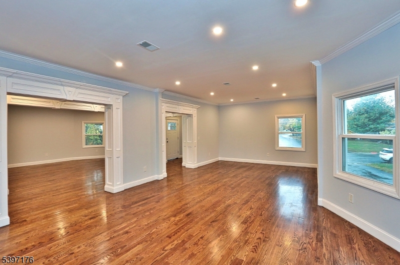 Seven Oaks - Residential