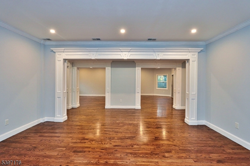 Seven Oaks - Residential