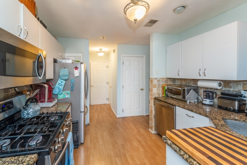 Berkshire Hills - Residential Lease