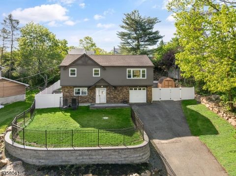 108 Winding Hill Rd Hopatcong Boro NJ 07843