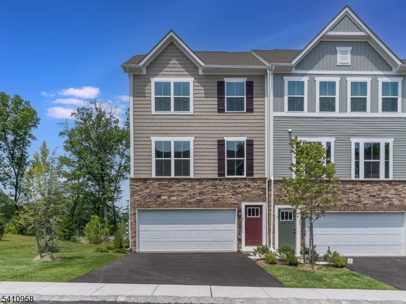 Mountain Ridge - Residential