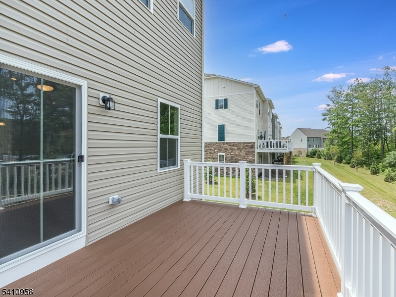 Mountain Ridge - Residential