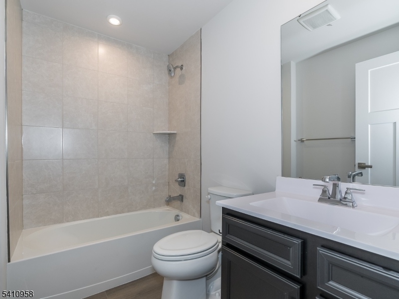 Mountain Ridge - Residential