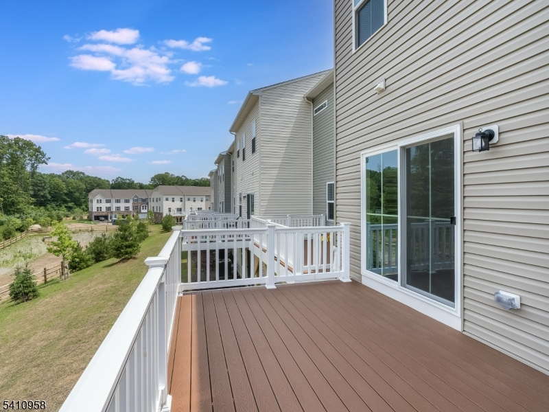 Mountain Ridge - Residential