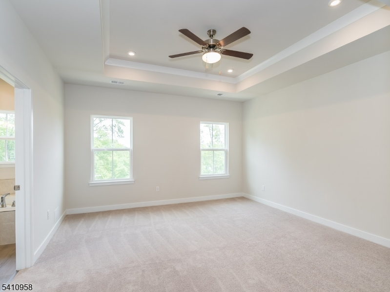 Mountain Ridge - Residential